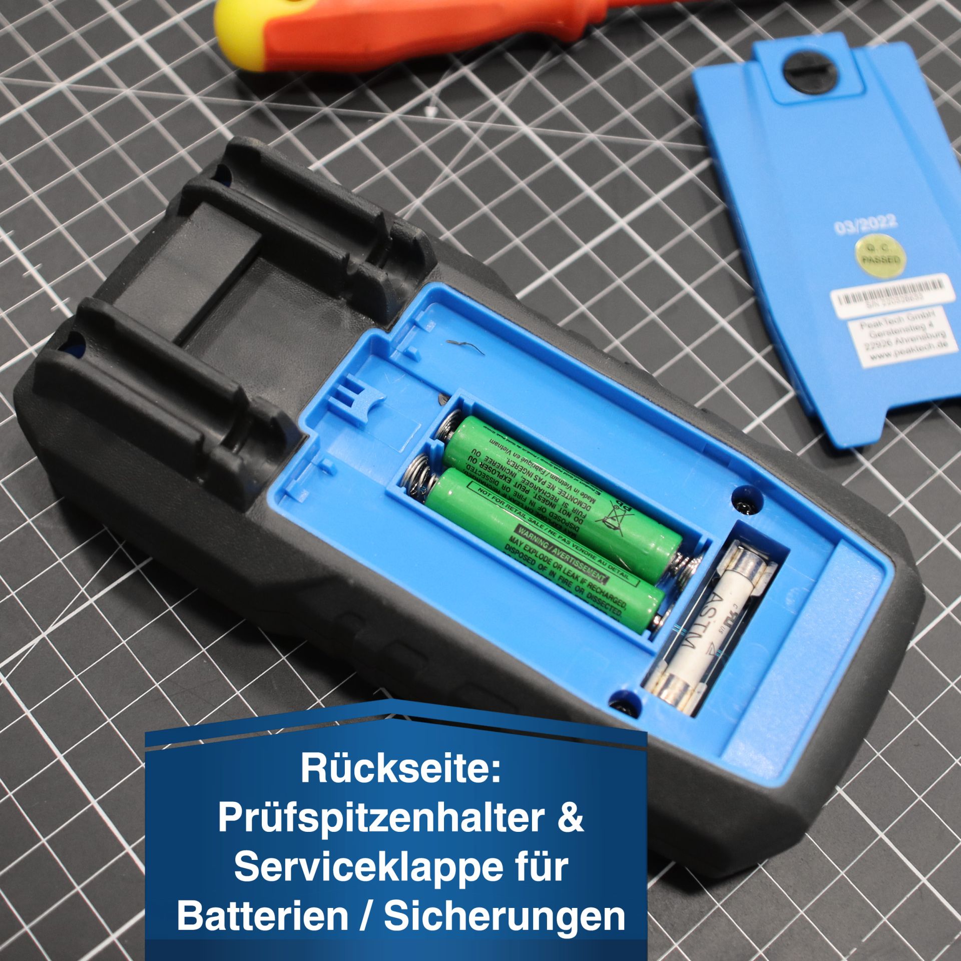 PeakTech P 1040 TrueRMS Digital Multimeter 2000 Counts, Man. Range 